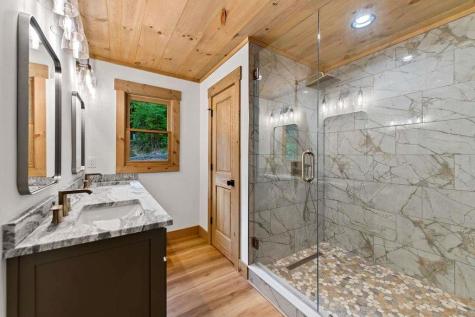 144 Highlands Gap Mineral Bluff GA 30559