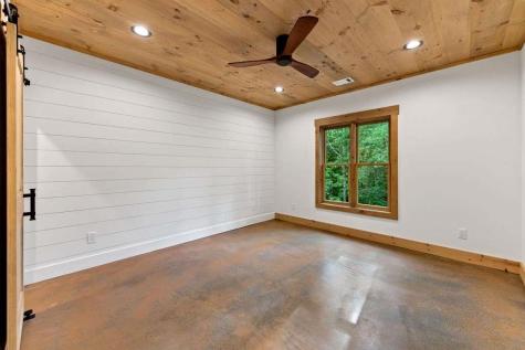 144 Highlands Gap Mineral Bluff GA 30559