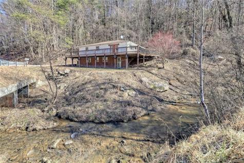 12 File Street Clayton GA 30525