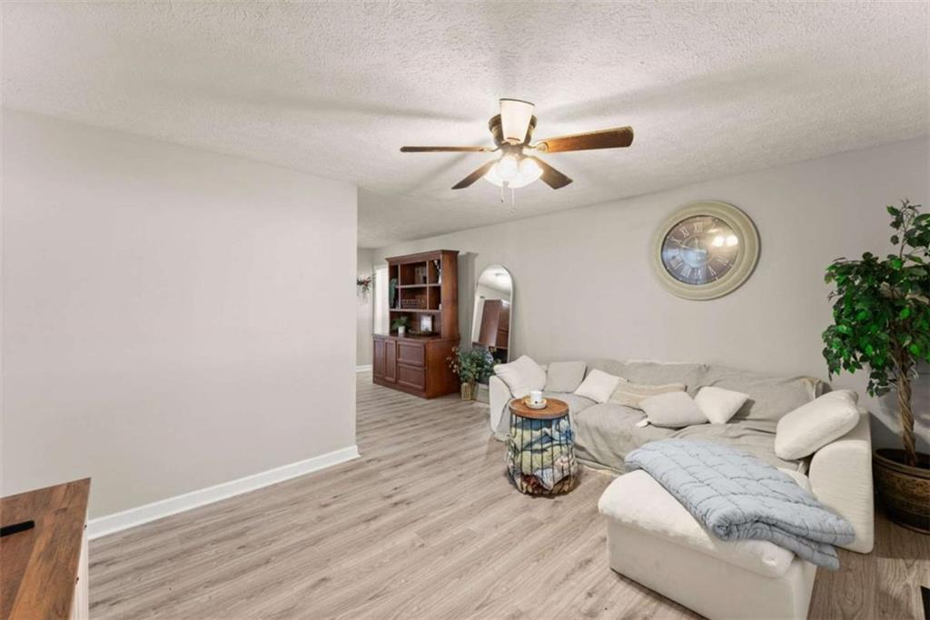 5663 Mcleod Street Lula GA 30554