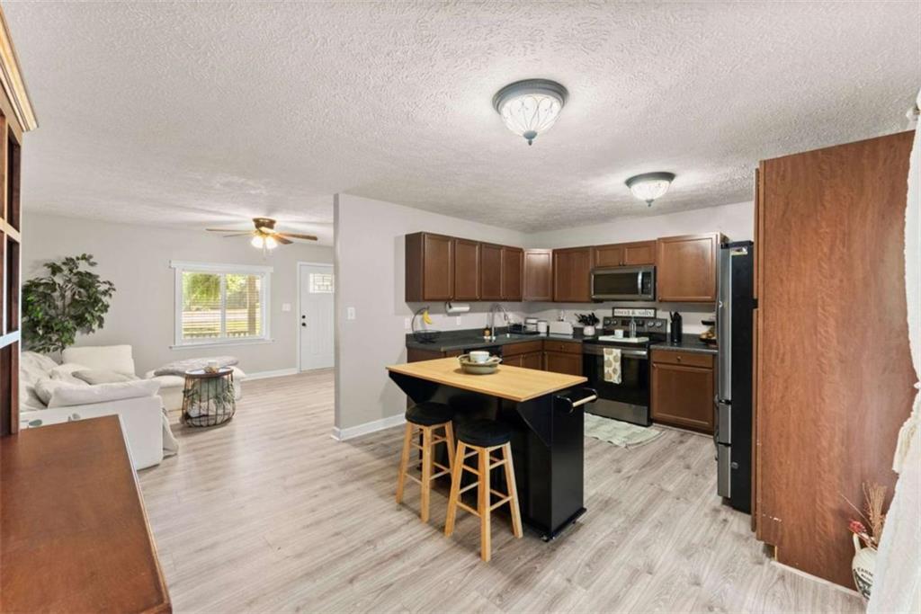 5663 Mcleod Street Lula GA 30554