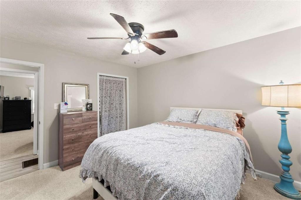 5663 Mcleod Street Lula GA 30554