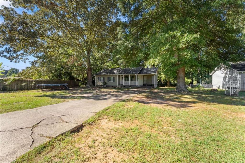 5663 Mcleod Street Lula GA 30554