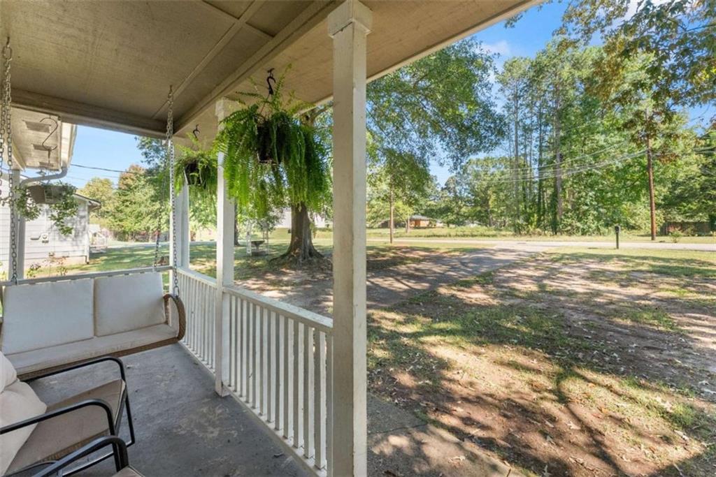 5663 Mcleod Street Lula GA 30554