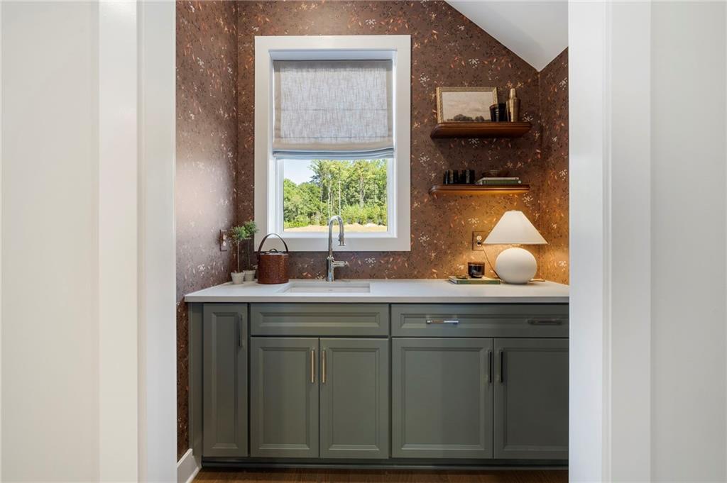 2135 Fern Circle Alpharetta GA 30076