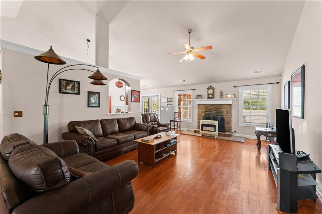 286 Middle Fork Lane Carnesville GA 30521
