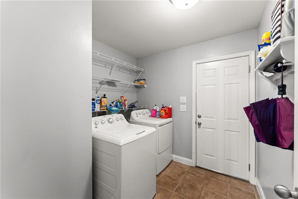 286 Middle Fork Lane Carnesville GA 30521