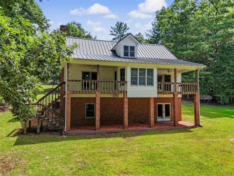 93 Lori Lane Blairsville GA 30512