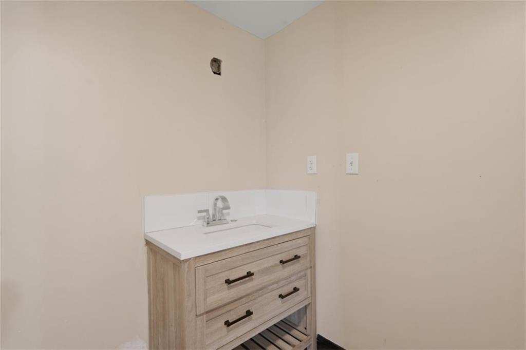 46 Whitsel Hollow Comer GA 30629