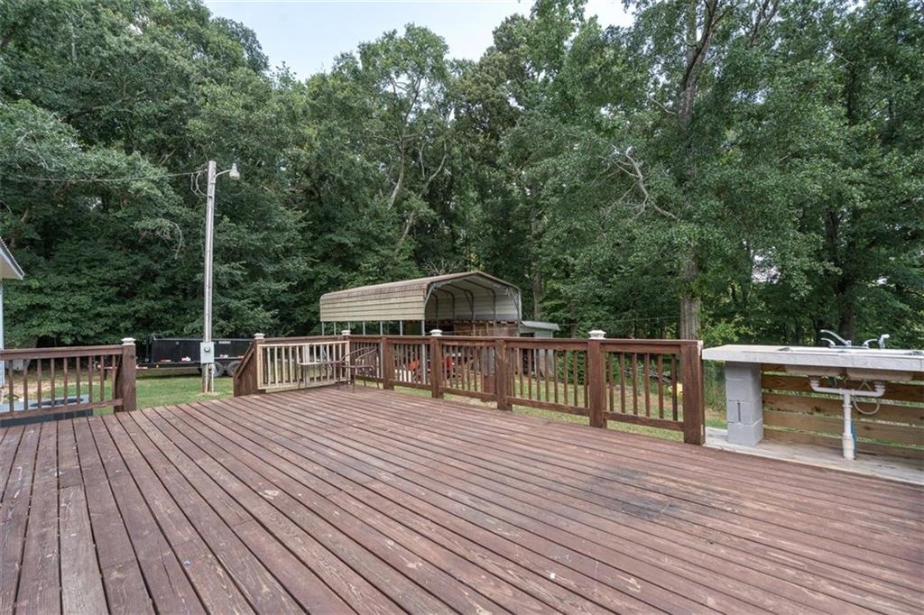 46 Whitsel Hollow Comer GA 30629