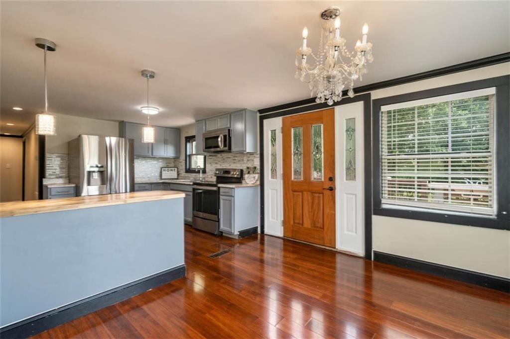 46 Whitsel Hollow Comer GA 30629