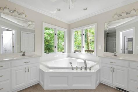161 Falling Creek Sautee Nacoochee GA 30571