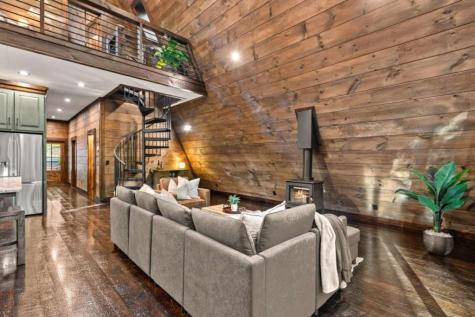 60 Magnolia Trail Mccaysville GA 30555