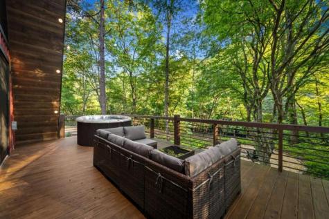 60 Magnolia Trail Mccaysville GA 30555