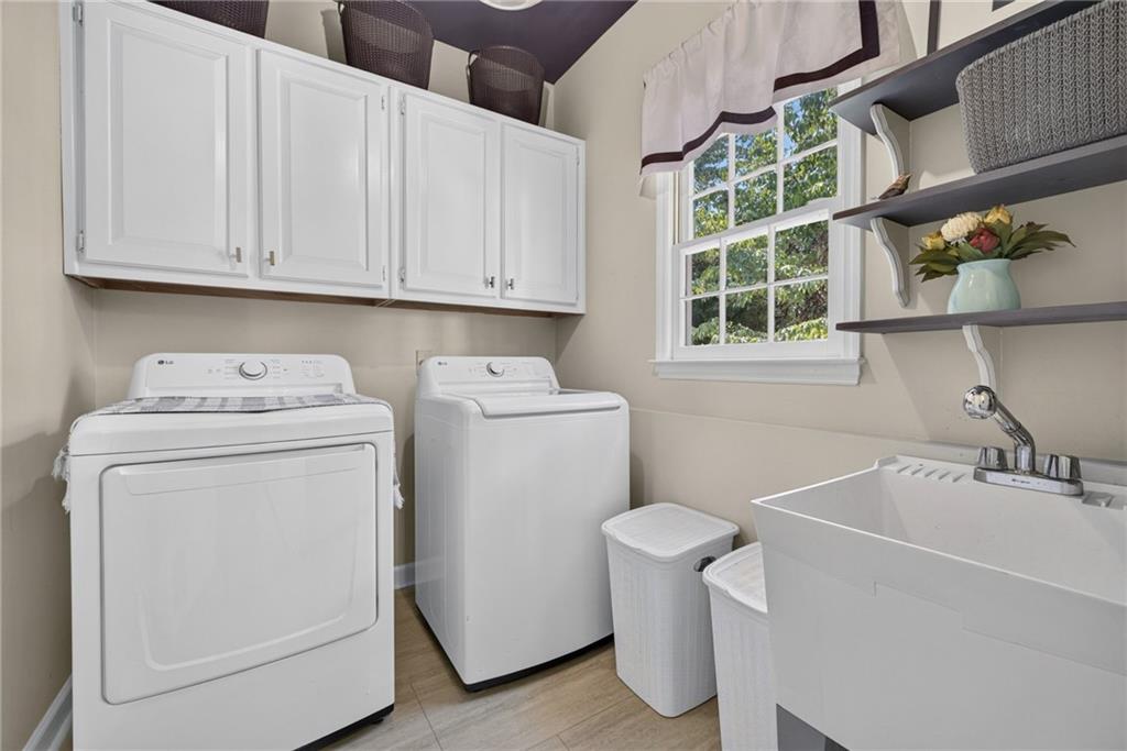 1572 Asheforde Drive Marietta GA 30068