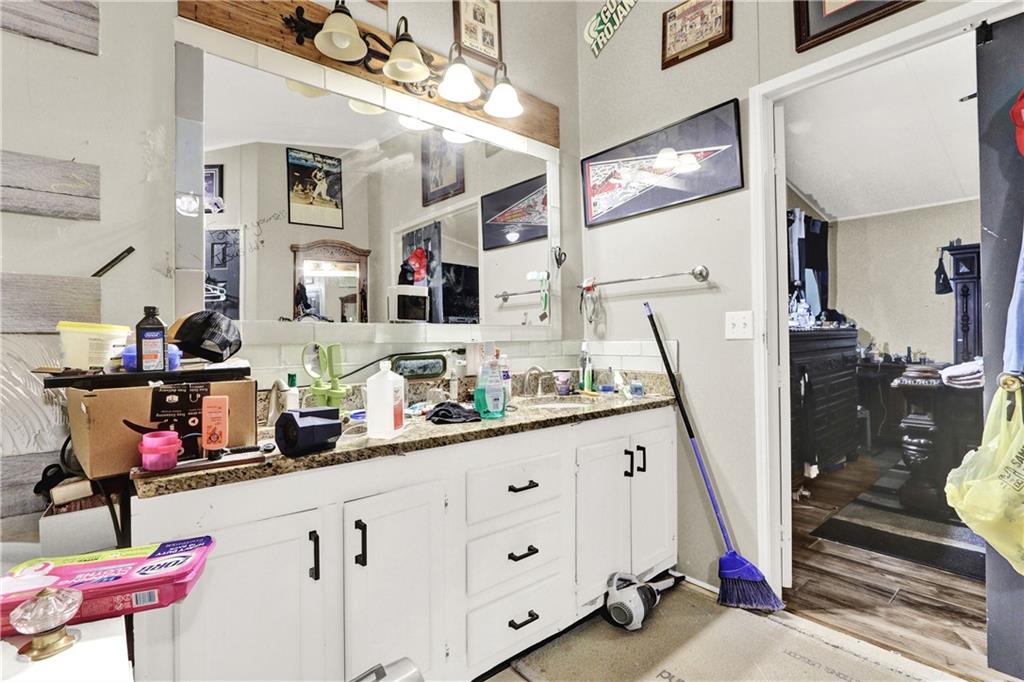 4233 Jim Hood Road Gainesville GA 30506