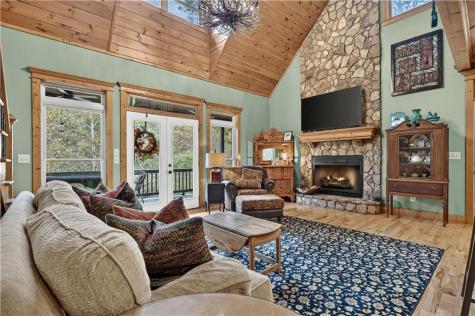 633 Riverfront Drive Ellijay GA 30536