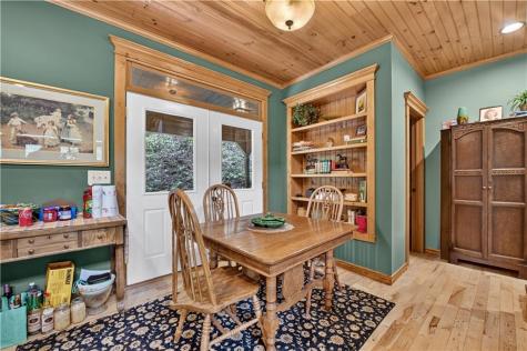 633 Riverfront Drive Ellijay GA 30536