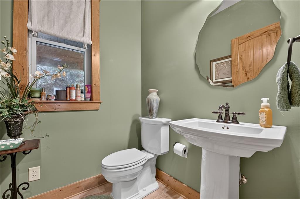 633 Riverfront Drive Ellijay GA 30536