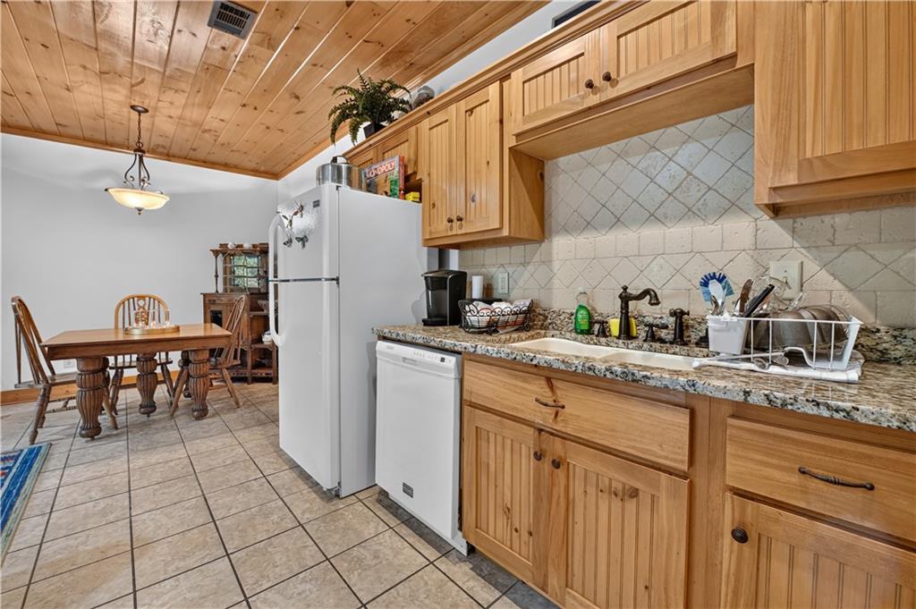 633 Riverfront Drive Ellijay GA 30536