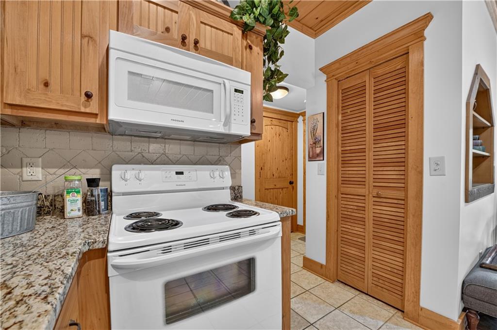 633 Riverfront Drive Ellijay GA 30536