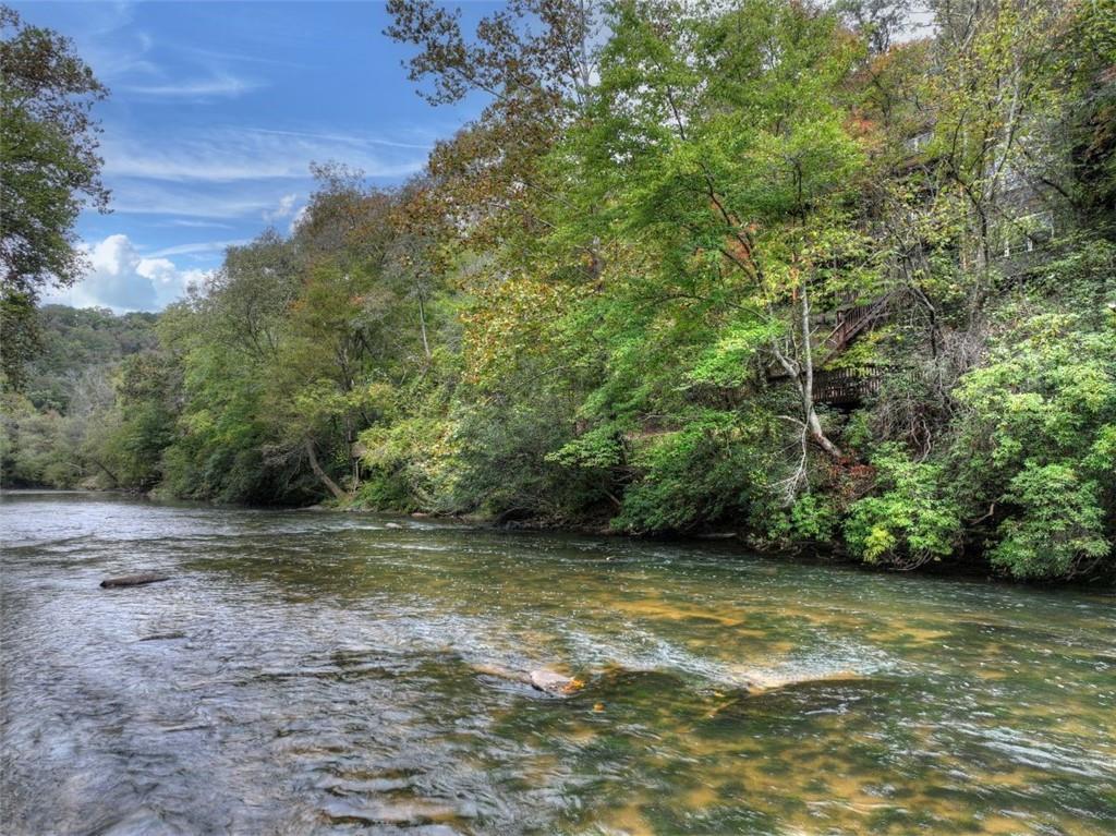 633 Riverfront Drive Ellijay GA 30536
