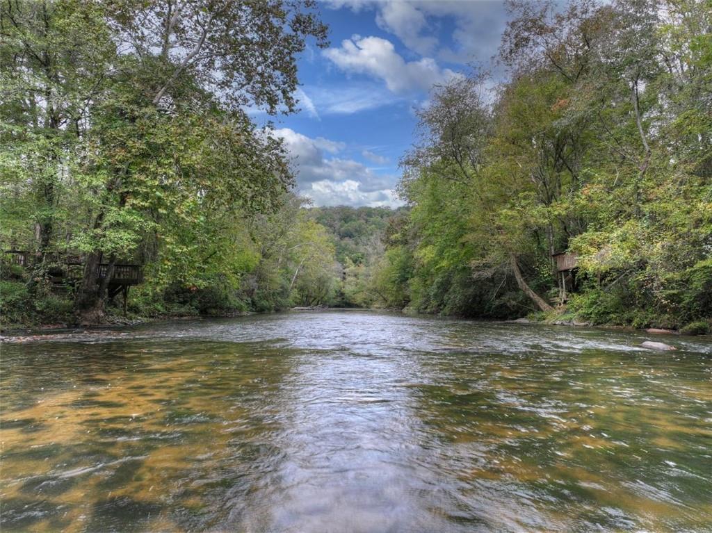 633 Riverfront Drive Ellijay GA 30536