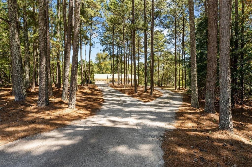 51 Moon Road Waco GA 30182
