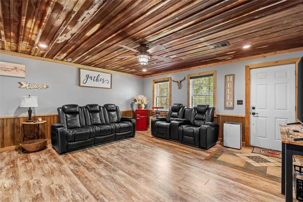 51 Moon Road Waco GA 30182