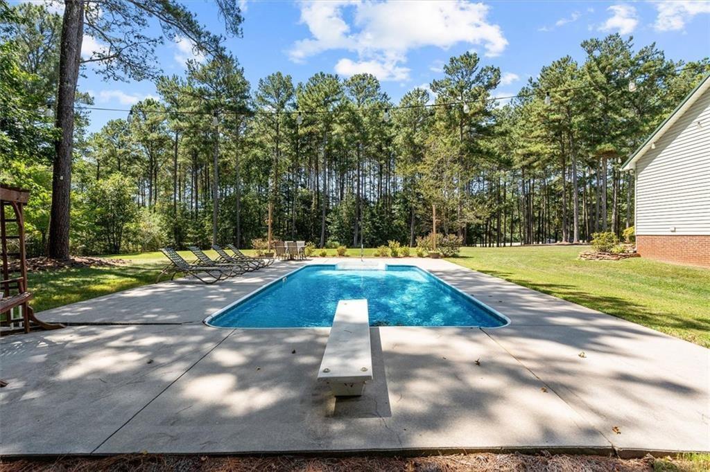 51 Moon Road Waco GA 30182