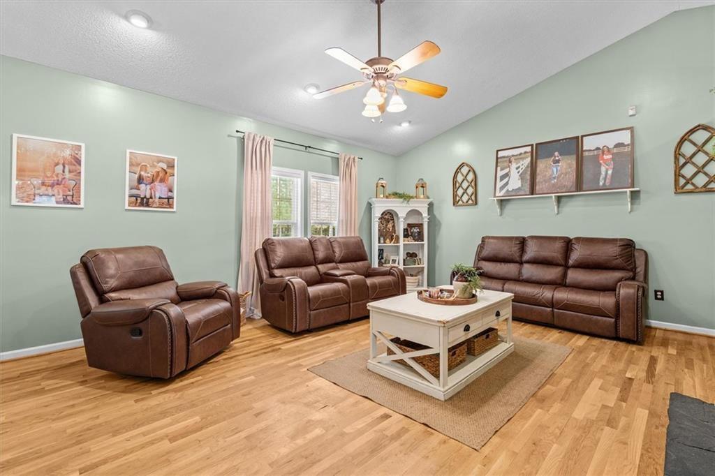 51 Moon Road Waco GA 30182