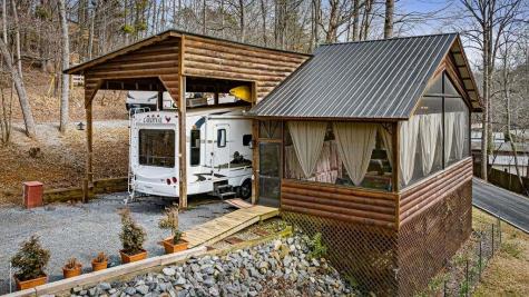 18 Second Street Ellijay GA 30540