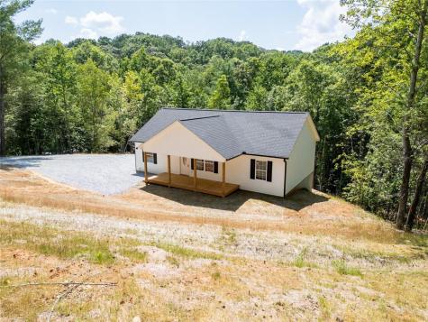 205 Perkins Road Dahlonega GA 30533