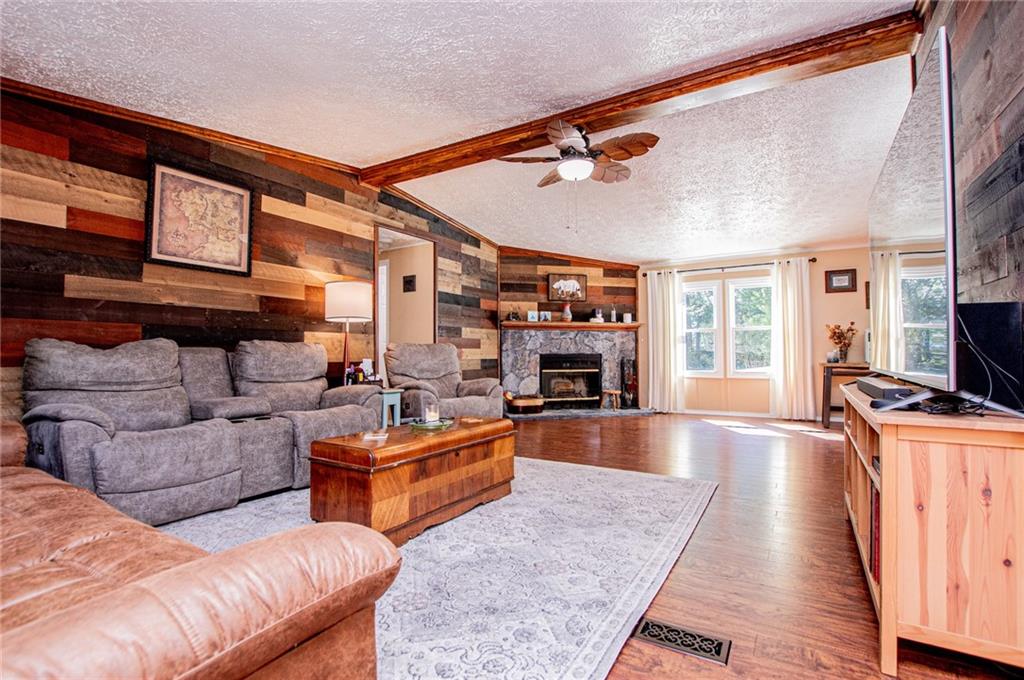 182 N Laurel Trace N Carrollton GA 30116