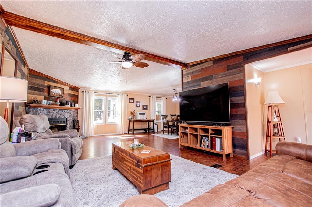 182 N Laurel Trace N Carrollton GA 30116