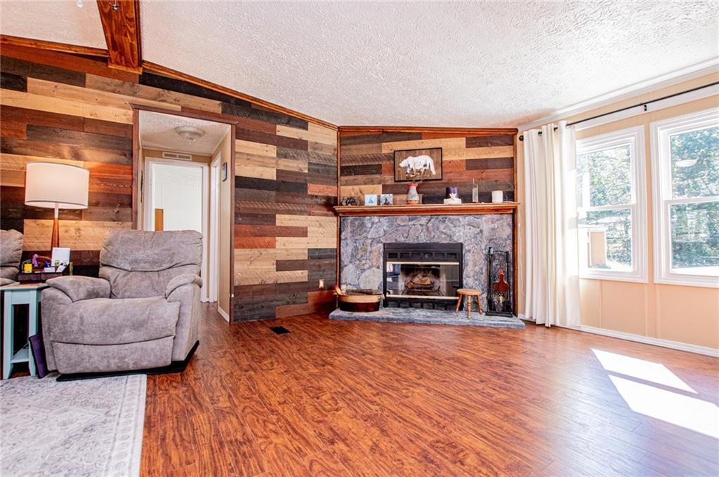 182 N Laurel Trace N Carrollton GA 30116