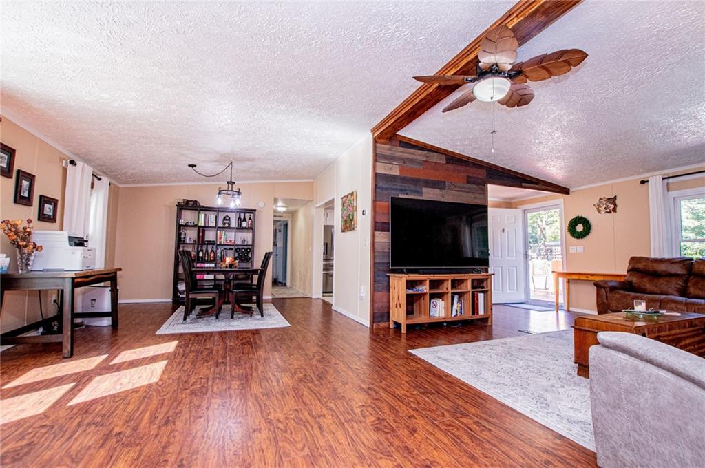 182 N Laurel Trace N Carrollton GA 30116