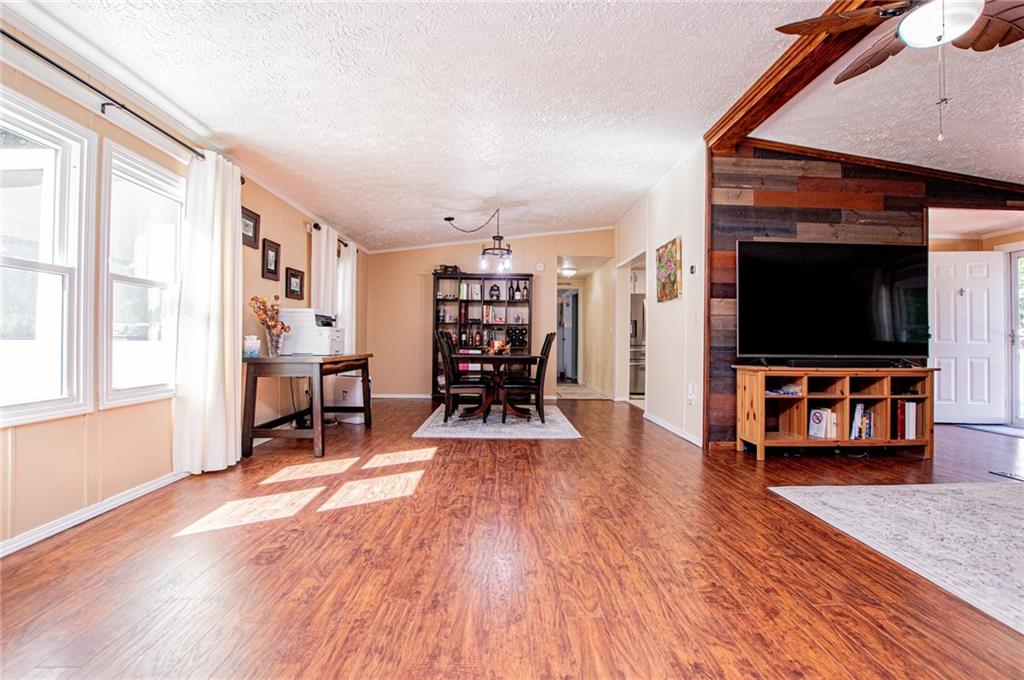 182 N Laurel Trace N Carrollton GA 30116