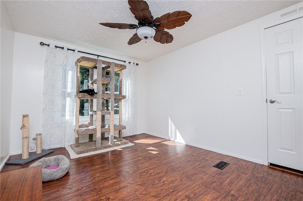182 N Laurel Trace N Carrollton GA 30116