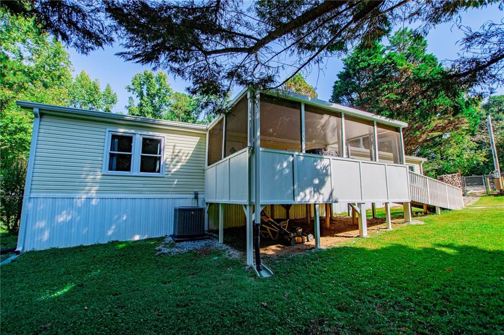 182 N Laurel Trace N Carrollton GA 30116