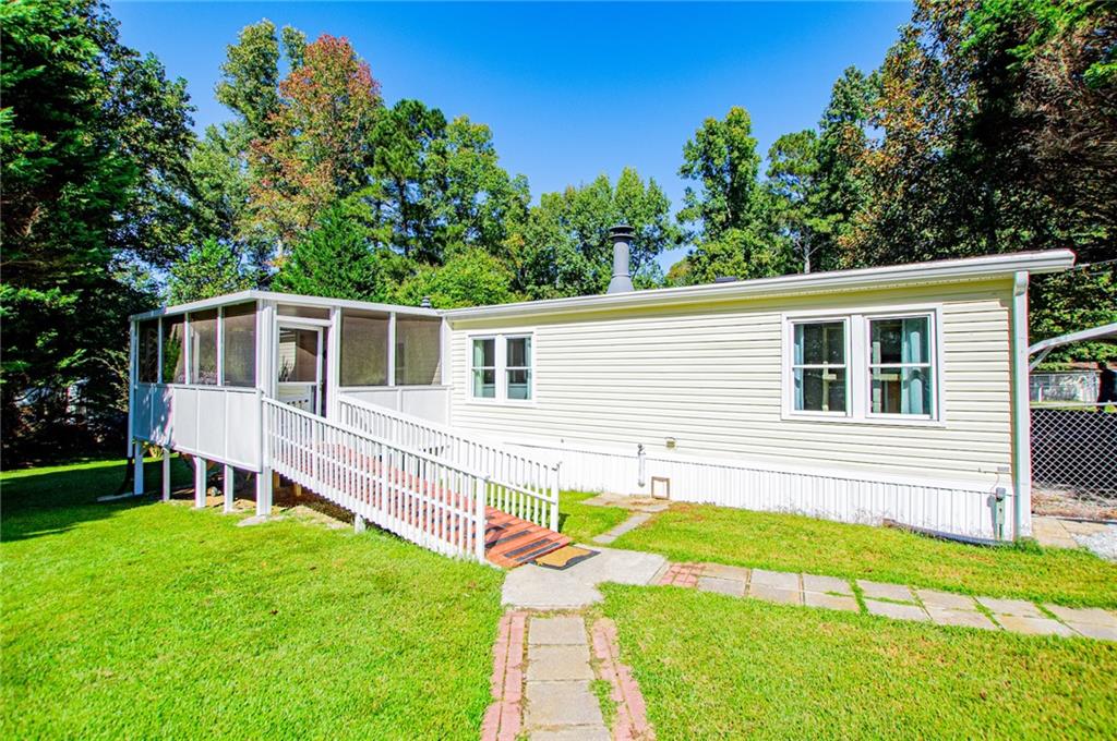 182 N Laurel Trace N Carrollton GA 30116