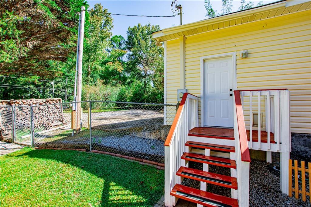 182 N Laurel Trace N Carrollton GA 30116