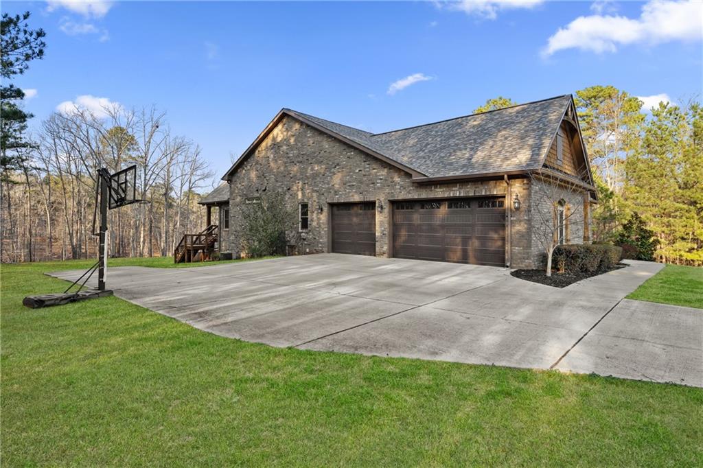 407 Saint Regis Drive Oxford GA 30054