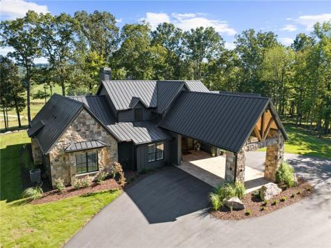 364 Bravo Way Talking Rock GA 30175