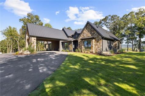 364 Bravo Way Talking Rock GA 30175