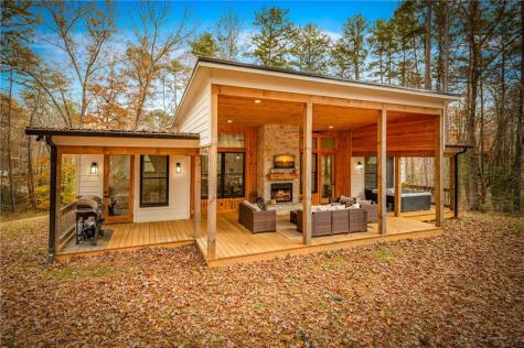 649 Lees Ride Mccaysville GA 30555