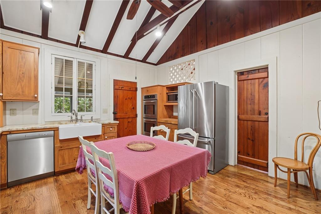 8235 Tynecastle Drive Sandy Springs GA 30350
