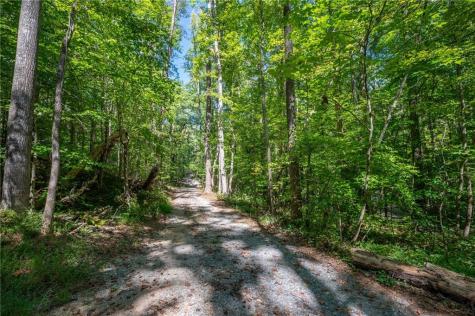 857 Talking Rock Falls NE Jasper GA 30143
