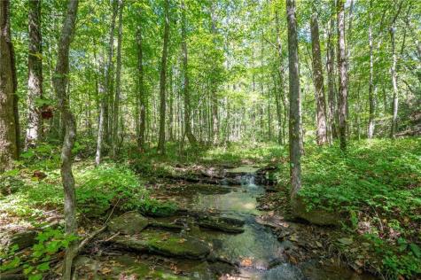 857 Talking Rock Falls NE Jasper GA 30143