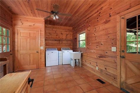 857 Talking Rock Falls NE Jasper GA 30143